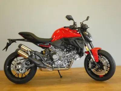 Ducati Monster 890 (2026) usata