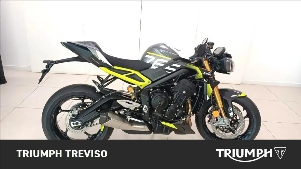 Triumph Street Triple 765 Moto2 (2026) (2)