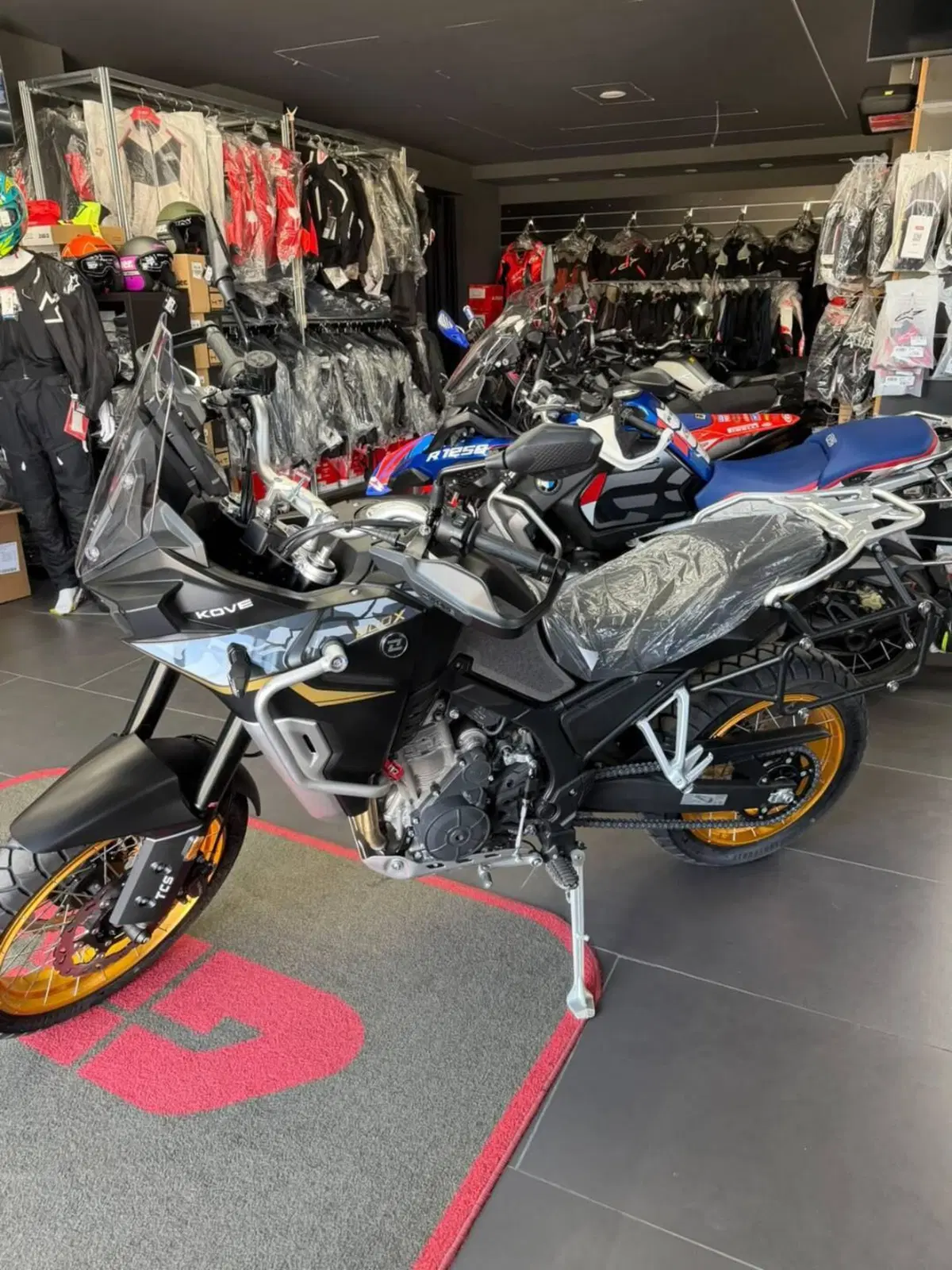 Kove 800X GT Touring (2026) (2)