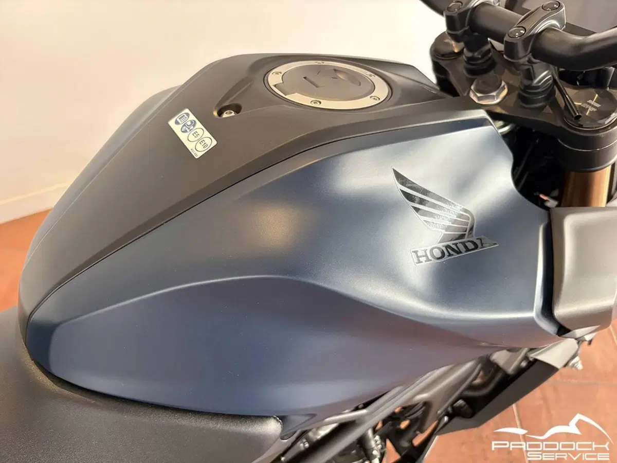 Honda CB 125 R (2021 - 23) (3)