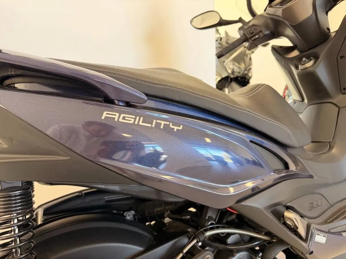 Kymco Agility 300i (2021 - 25) (10)