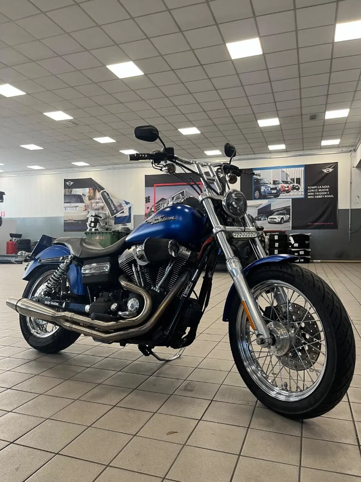 Harley-Davidson 1584 Street Bob (2007) - FXDB