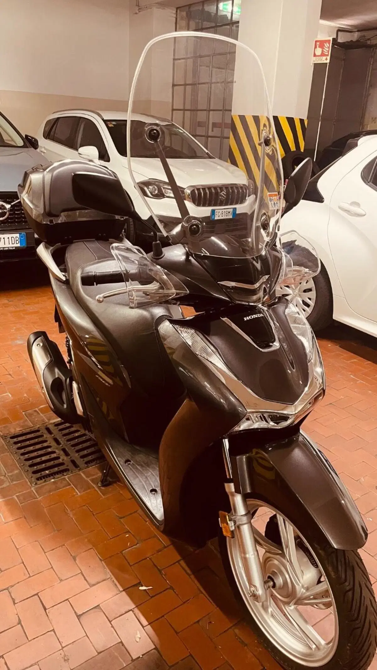 Honda SH 150i (2020 - 23) (2)