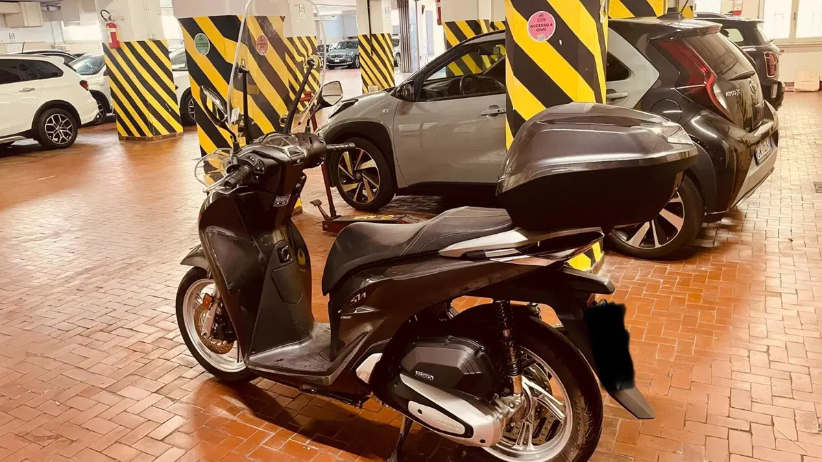 Honda SH 150i (2020 - 23) (6)