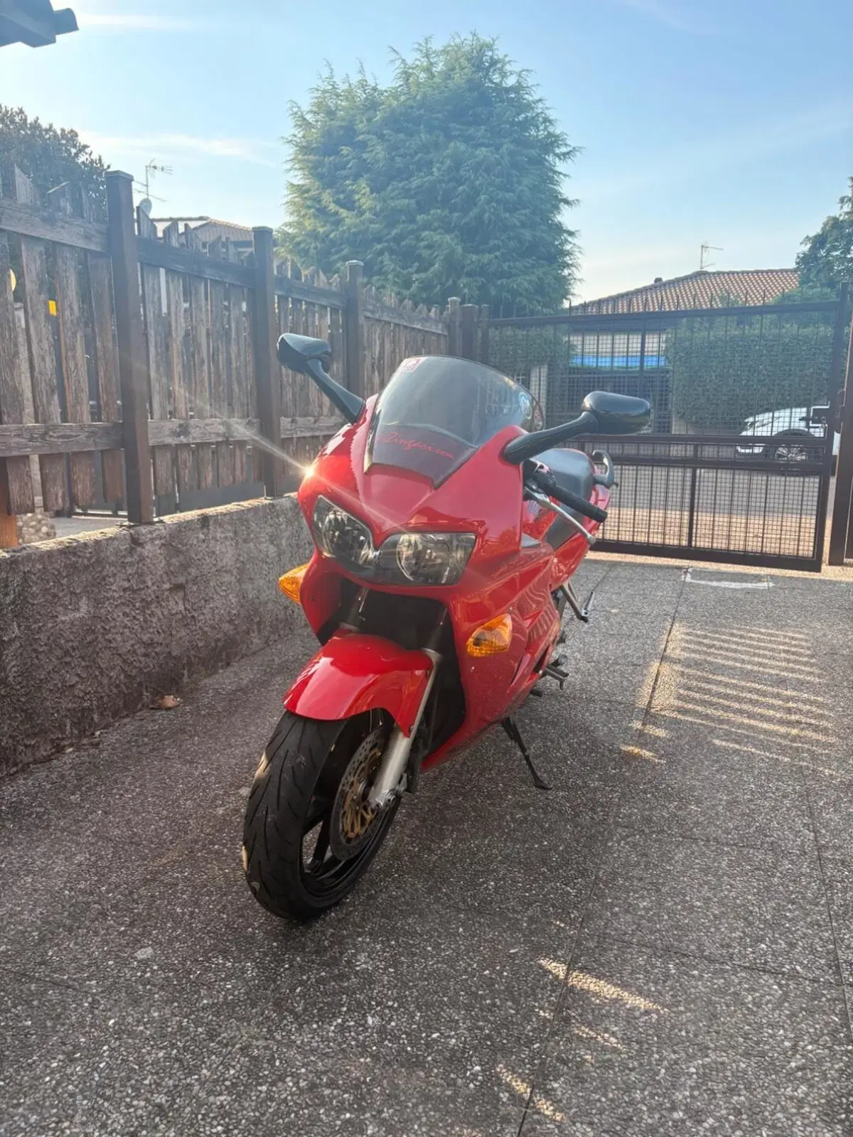 Honda VFR 800 (1998 - 01)