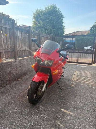 Honda VFR 800 (1998 - 01) usata