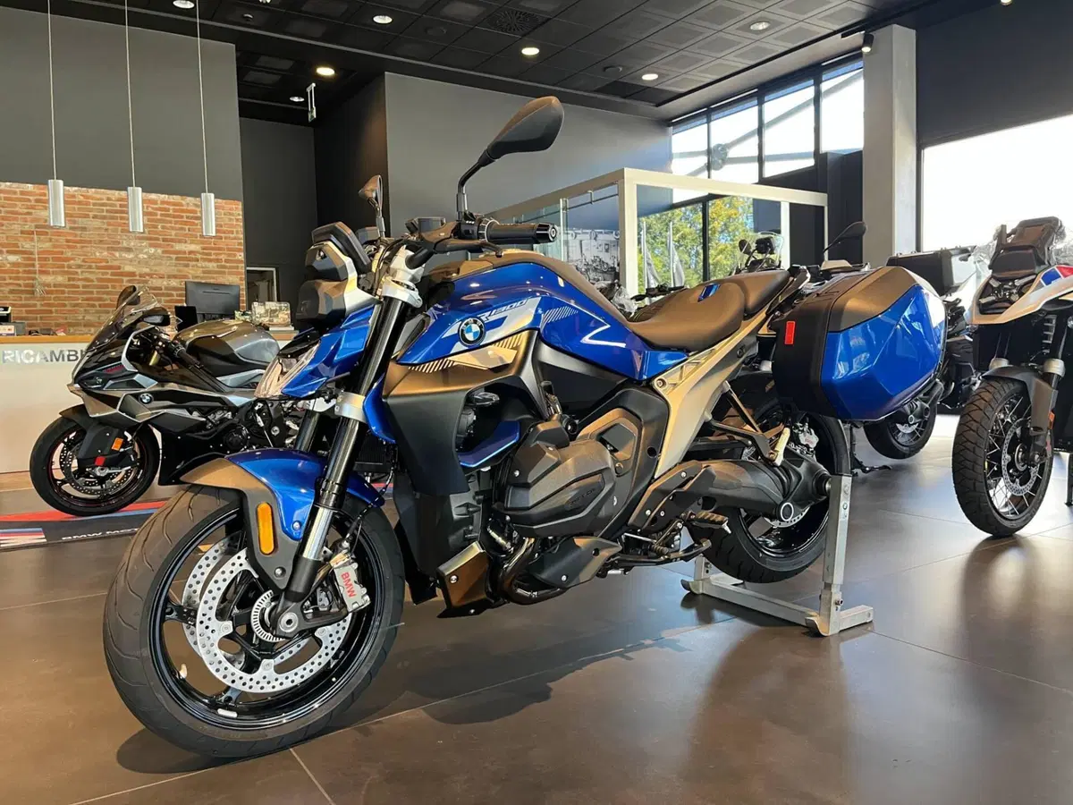 Bmw R 1300 R (2026 - 27) (5)