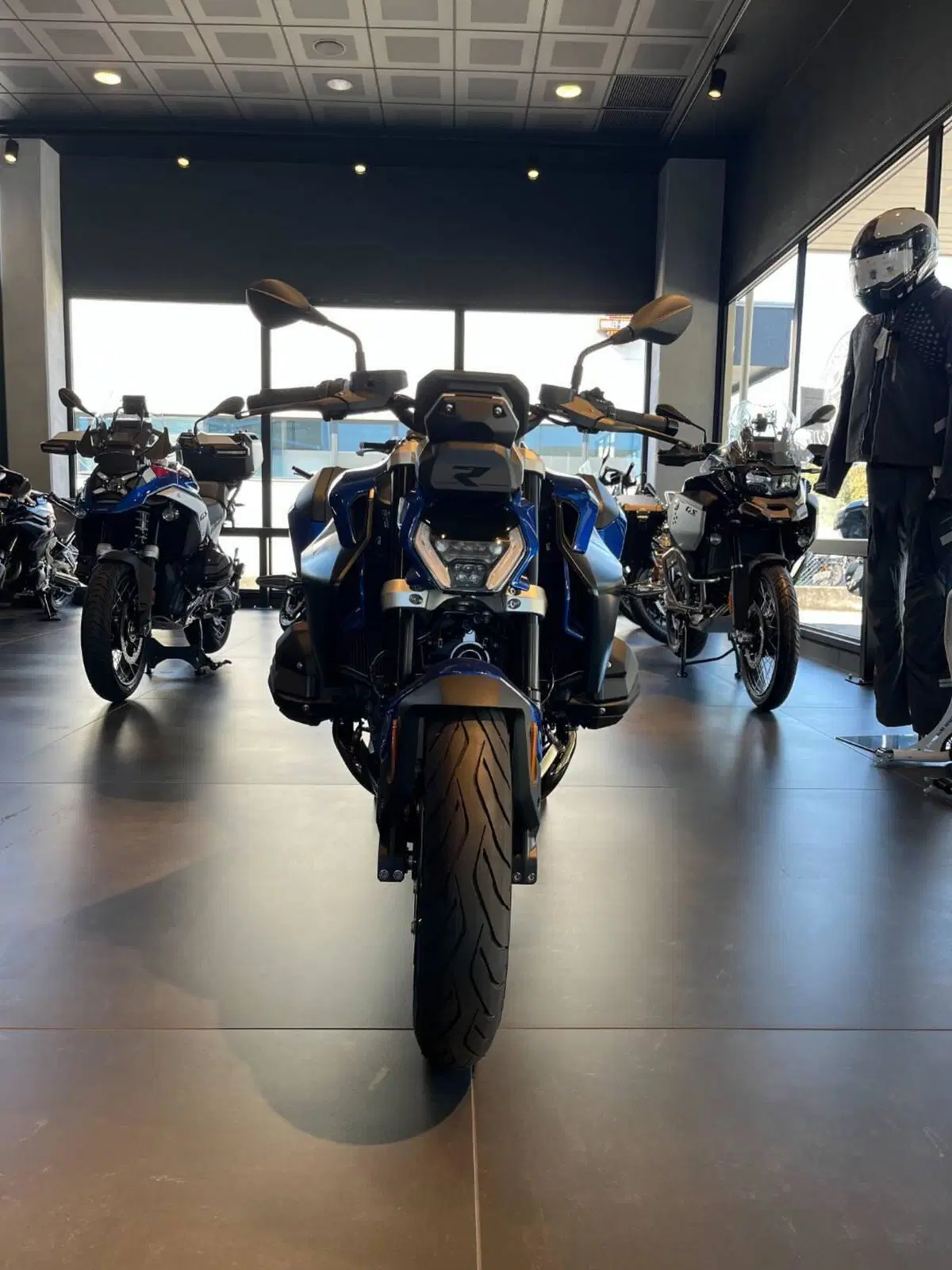 Bmw R 1300 R (2026 - 27) (6)