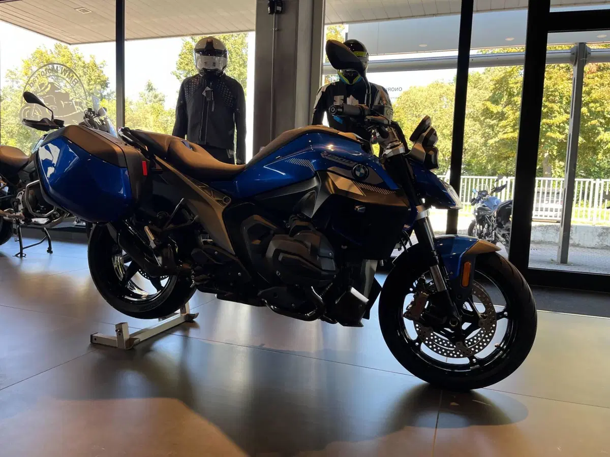 Bmw R 1300 R (2026 - 27) (7)