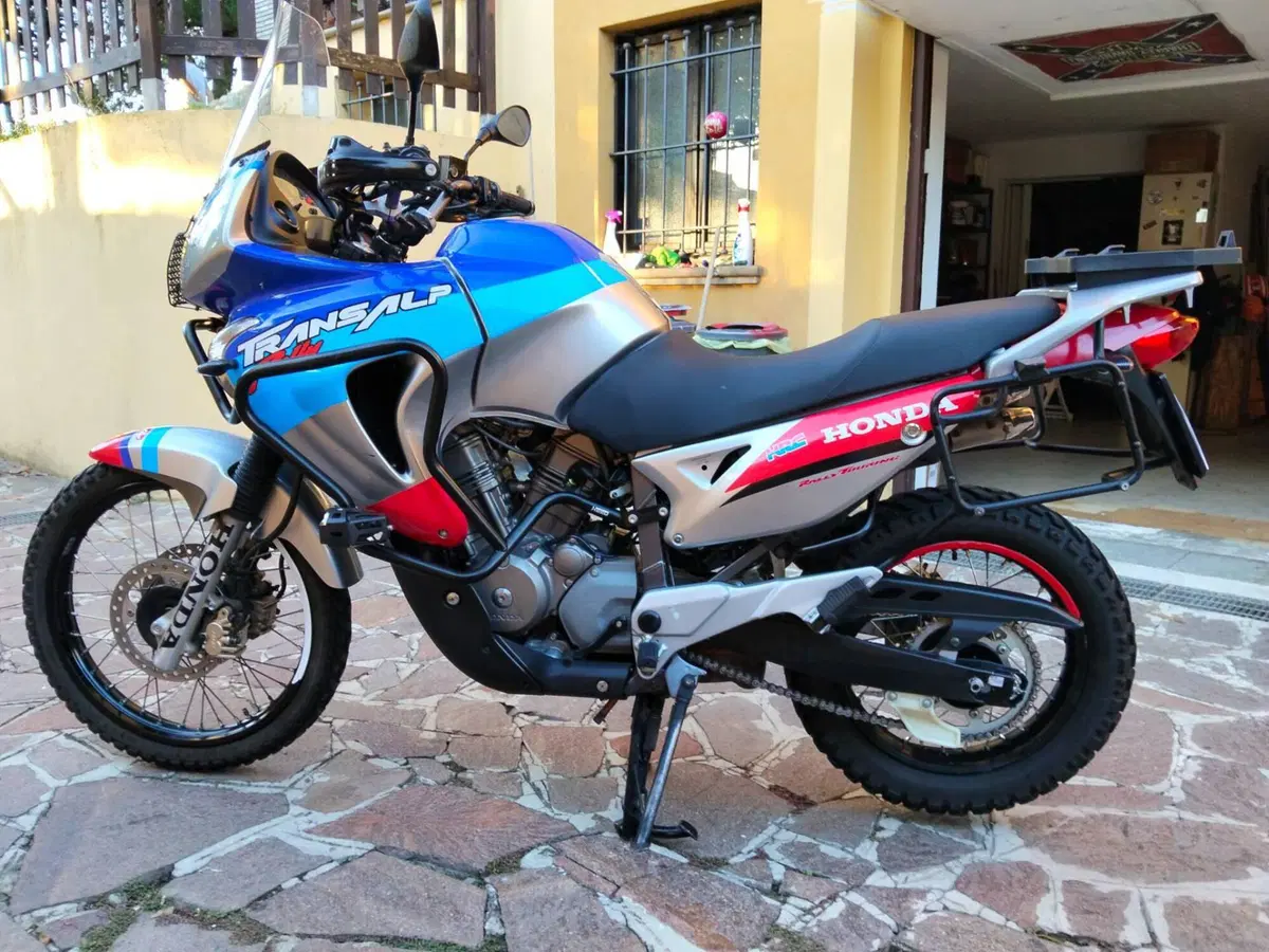 Honda Transalp XL 650V (2005 - 06) (9)