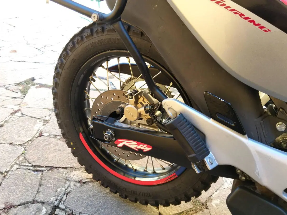 Honda Transalp XL 650V (2005 - 06) (12)