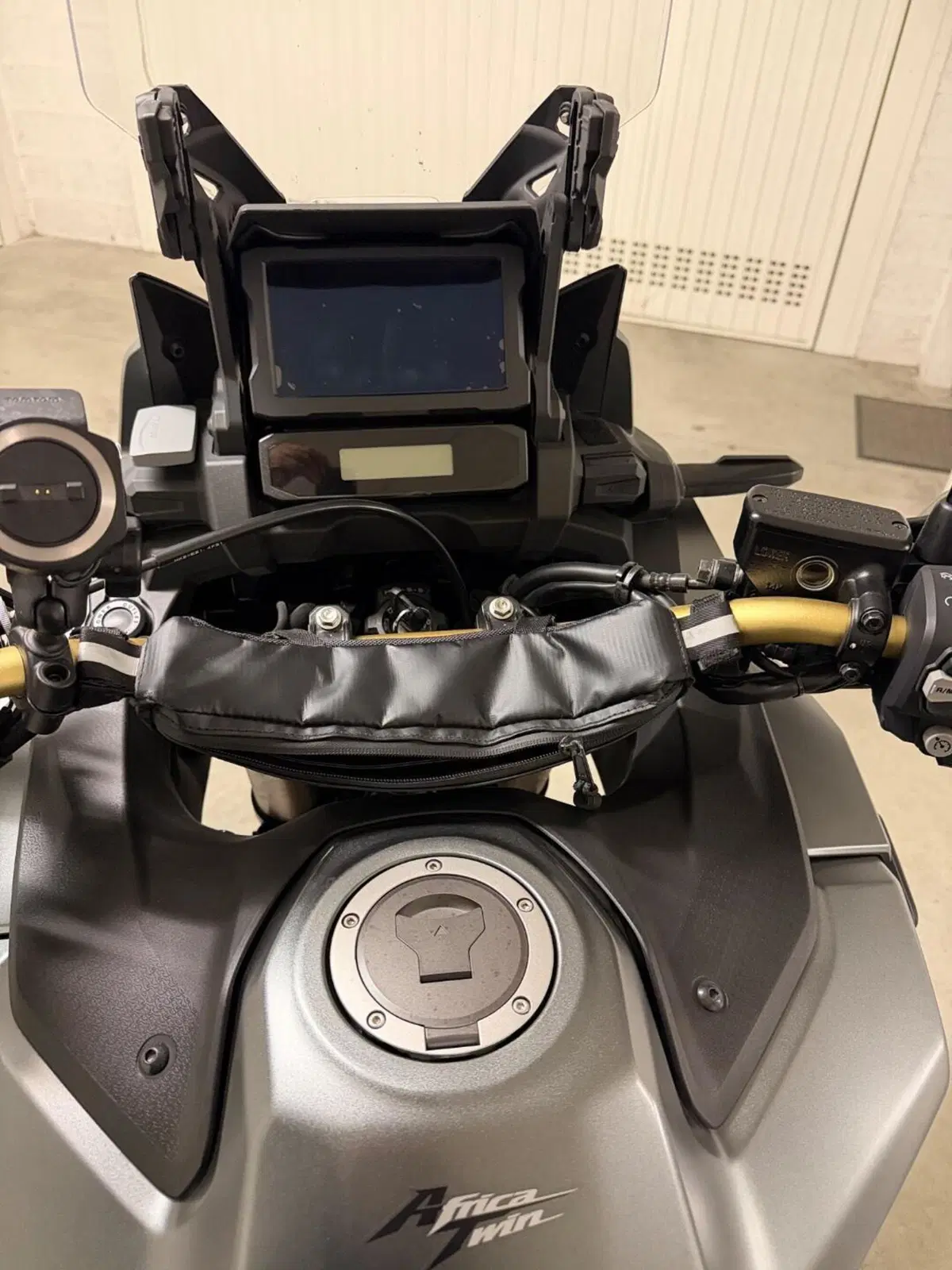 Honda Africa Twin CRF 1100L Adventure Sports DCT Travel Edition (2024 - 26) (2)