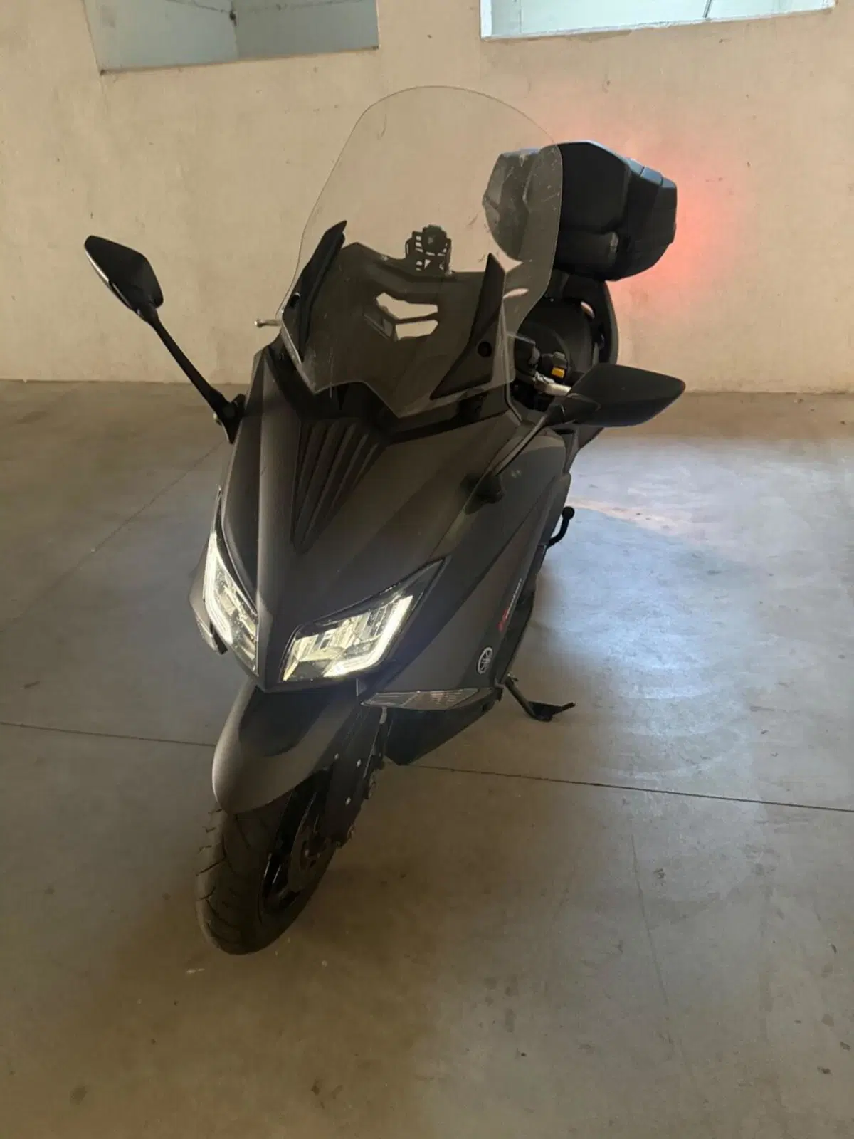 Yamaha T-Max 530 ABS (2015 - 17) (8)