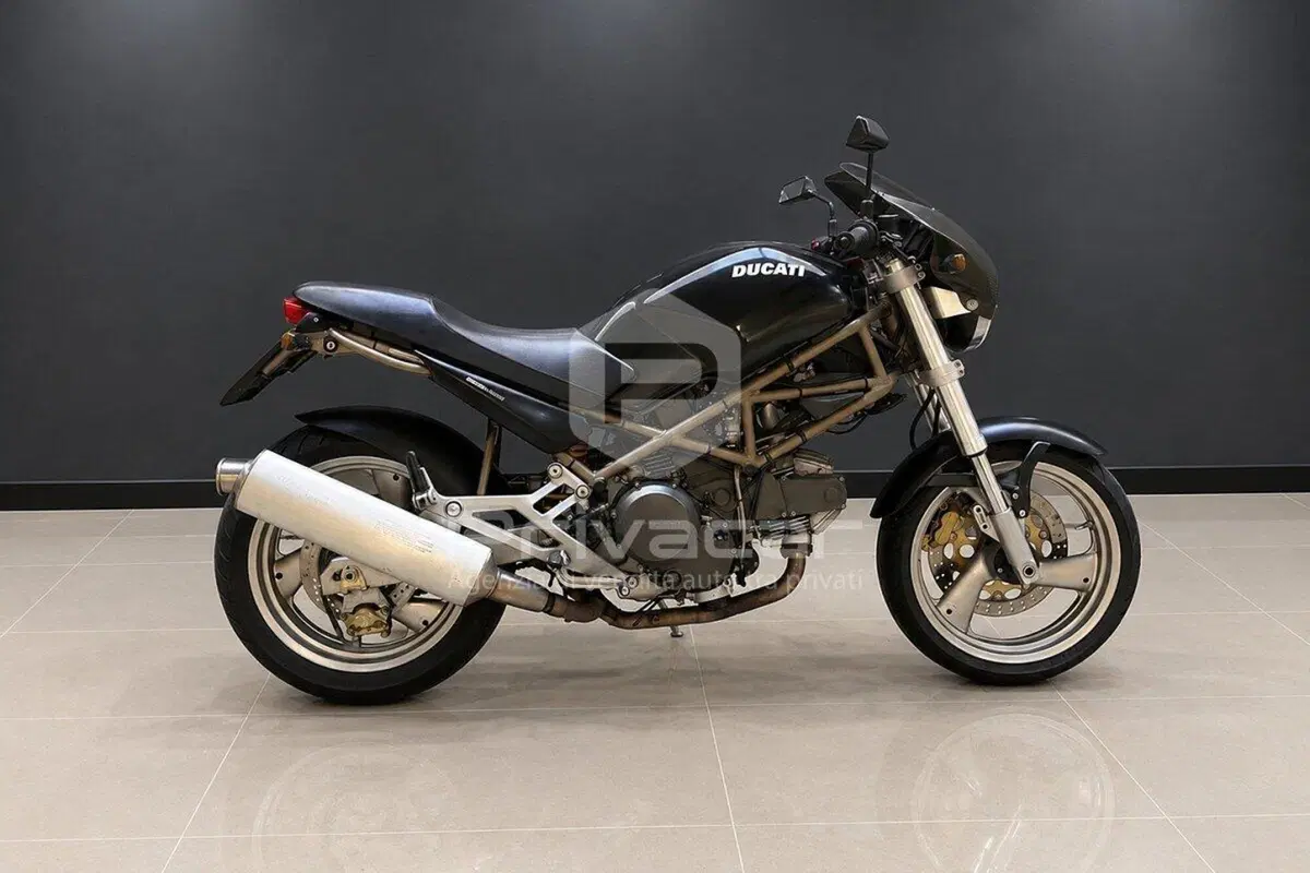Ducati Monster 600 Dark (1998 - 01) (5)