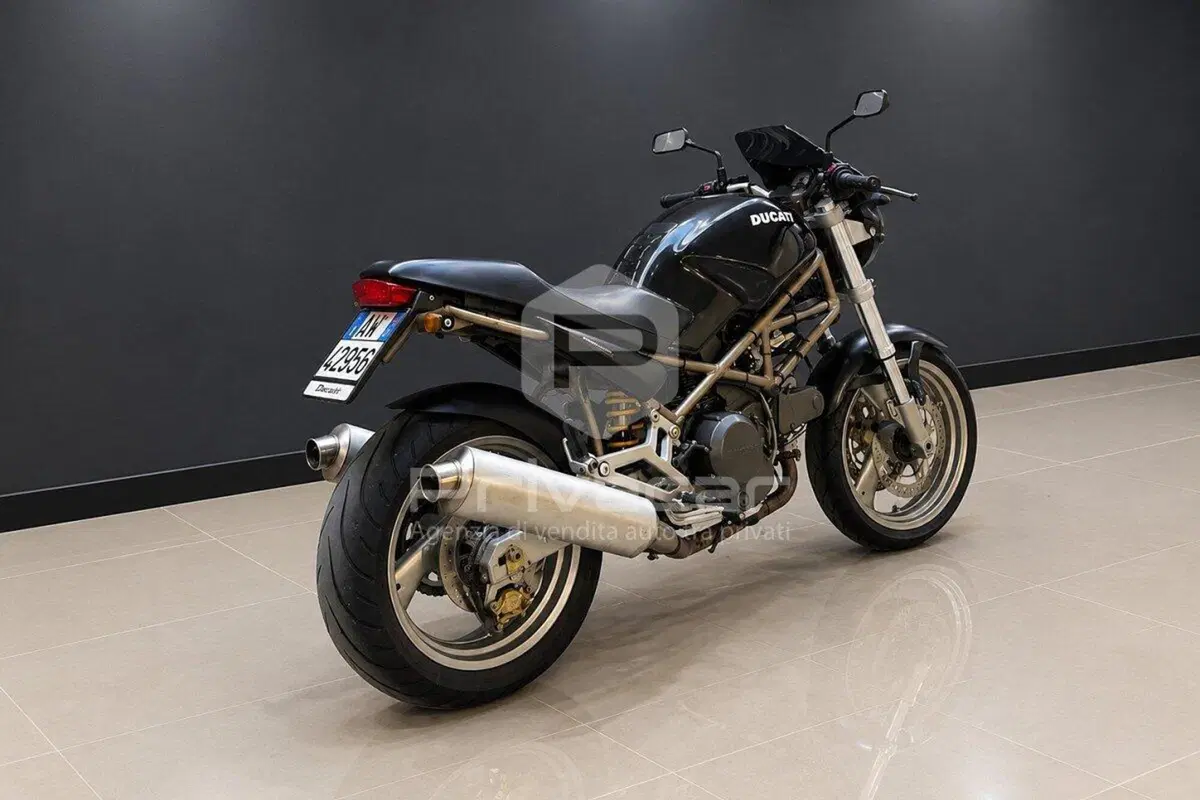 Ducati Monster 600 Dark (1998 - 01) (6)