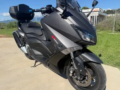 Yamaha T-Max 530 ABS (2015 - 17) usata