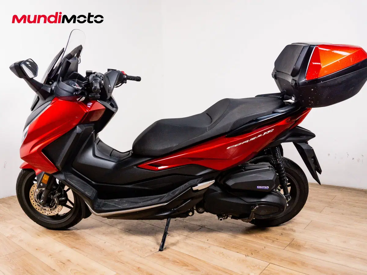 Honda Forza 350 (2022 - 24) (6)