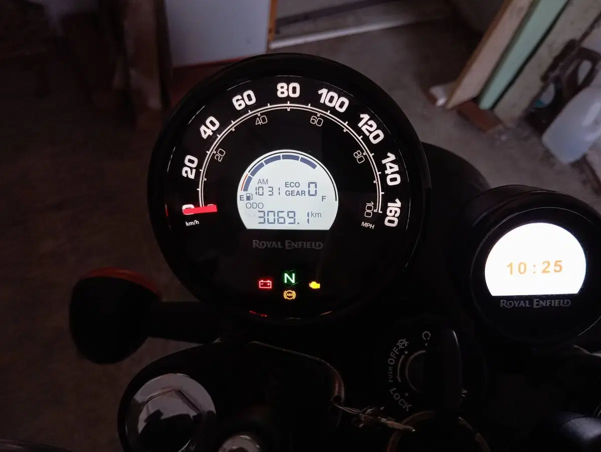 Royal Enfield HNTR 350 (2022 - 26)