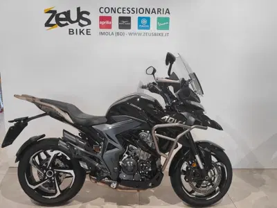 Zontes ZT350-T1 (2022 - 26) usata