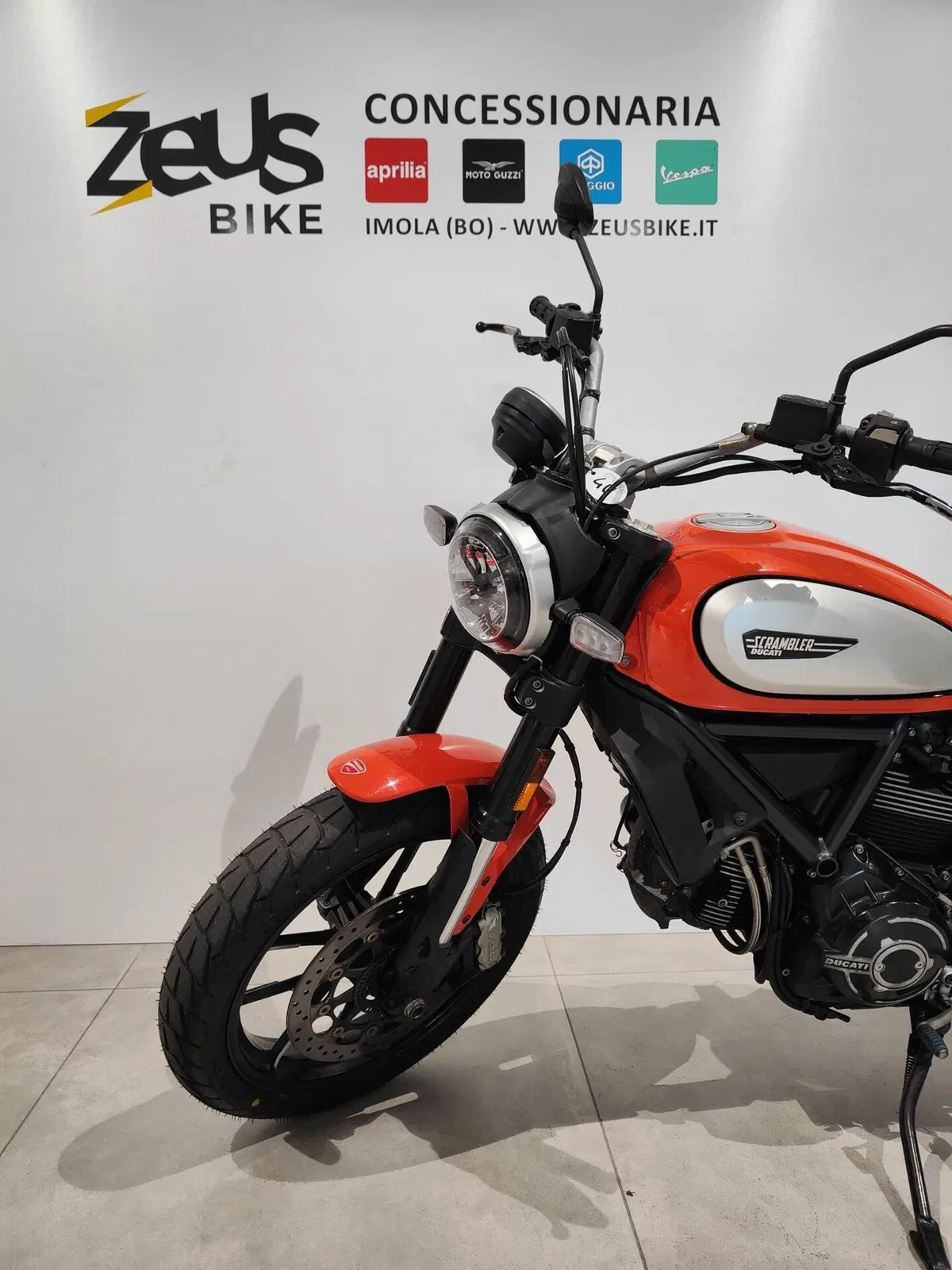 Ducati Scrambler 800 Icon (2017 - 20) (2)