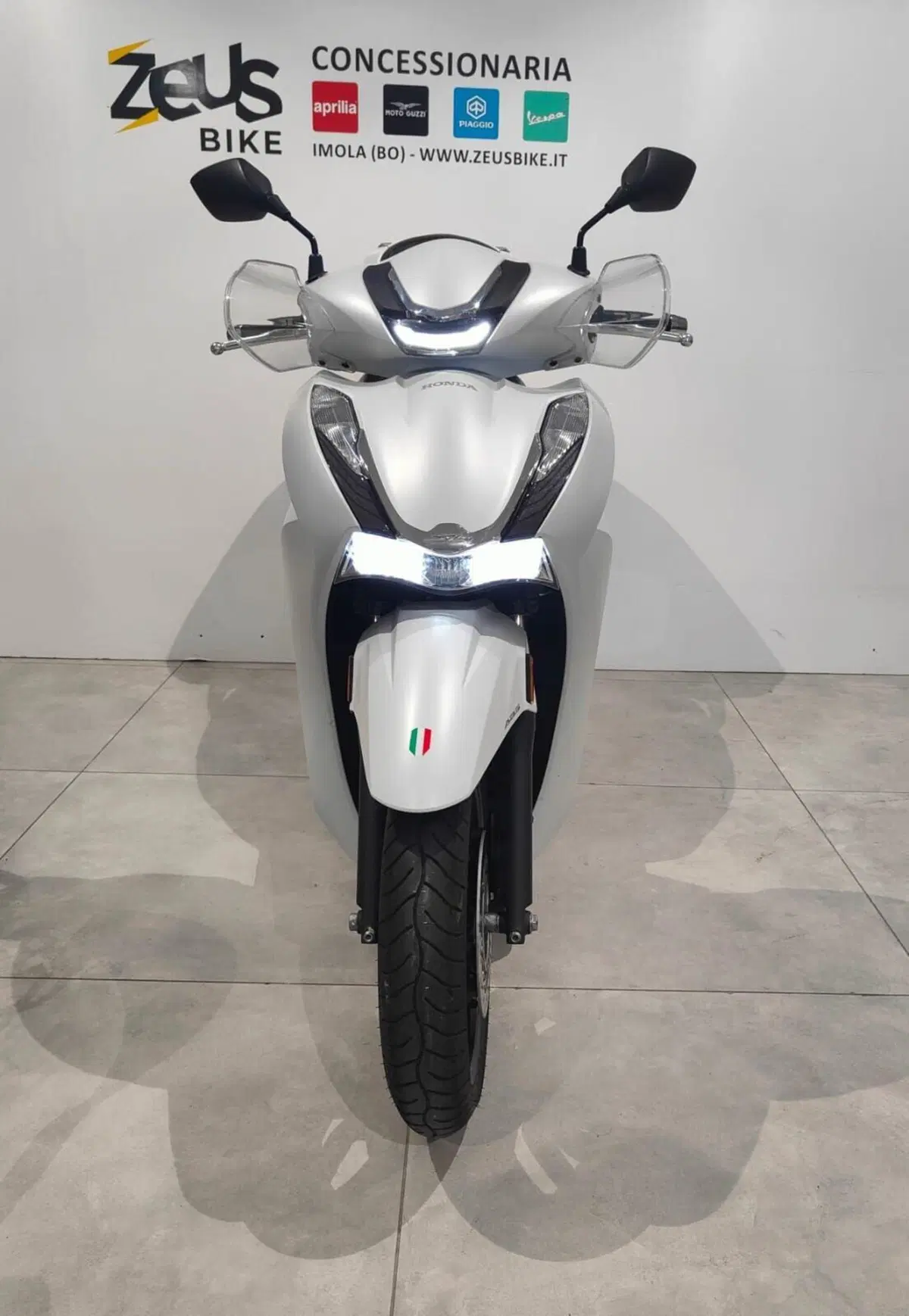 Honda SH 350 (2021 - 24) (2)