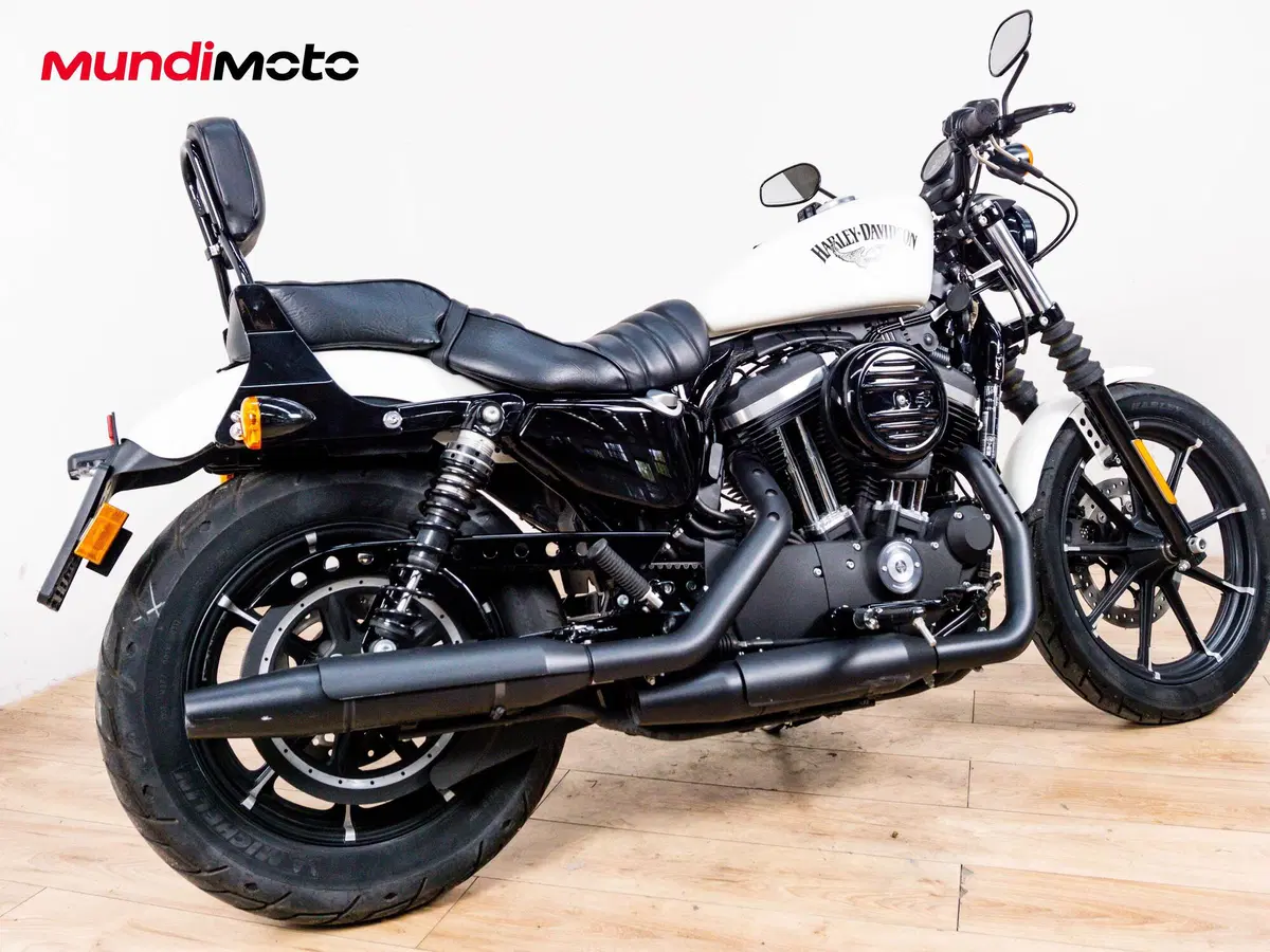 Harley-Davidson 883 Iron (2009 - 11) - XL 883N (3)