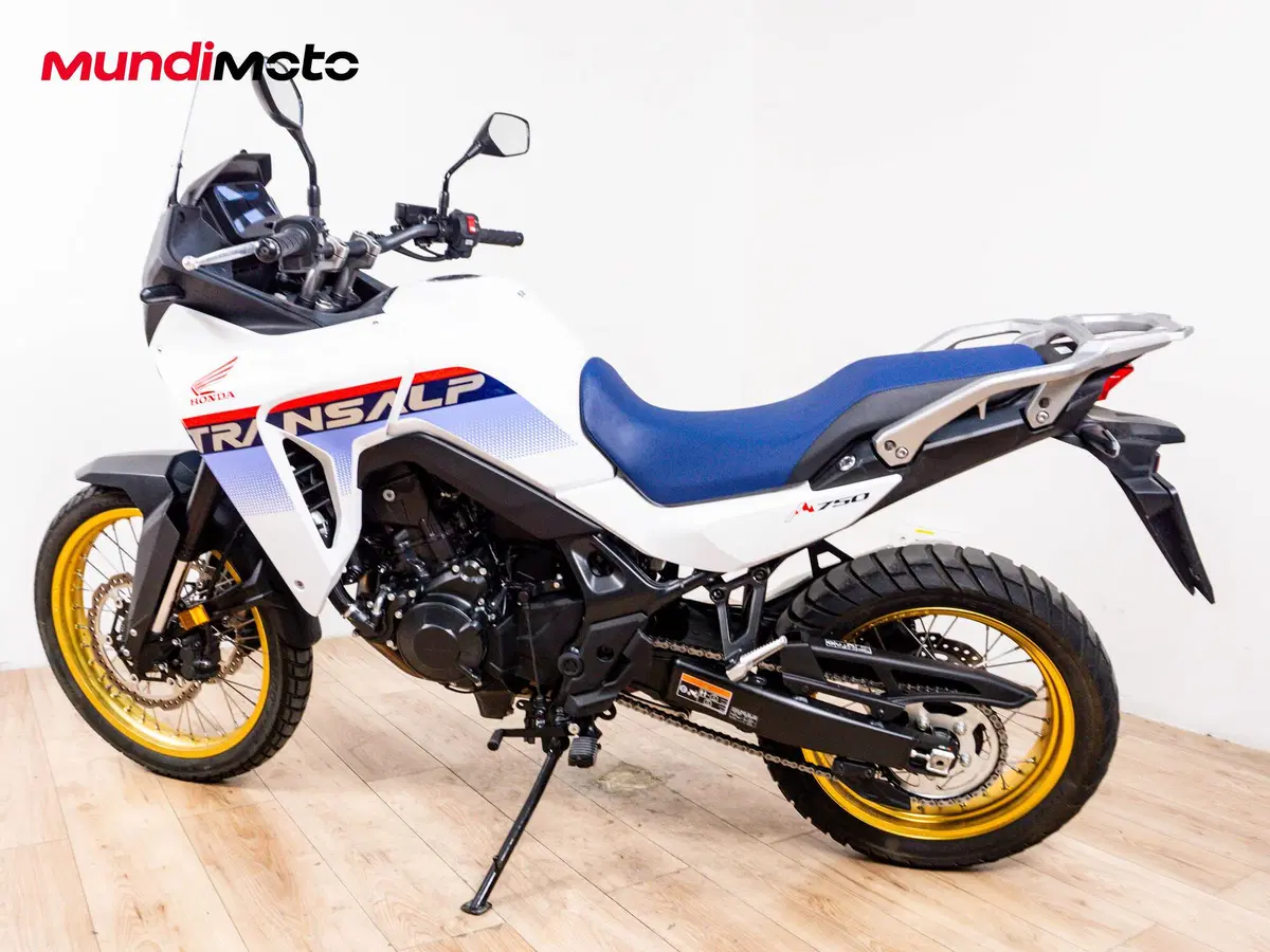 Honda Transalp XL750 (2026) (7)