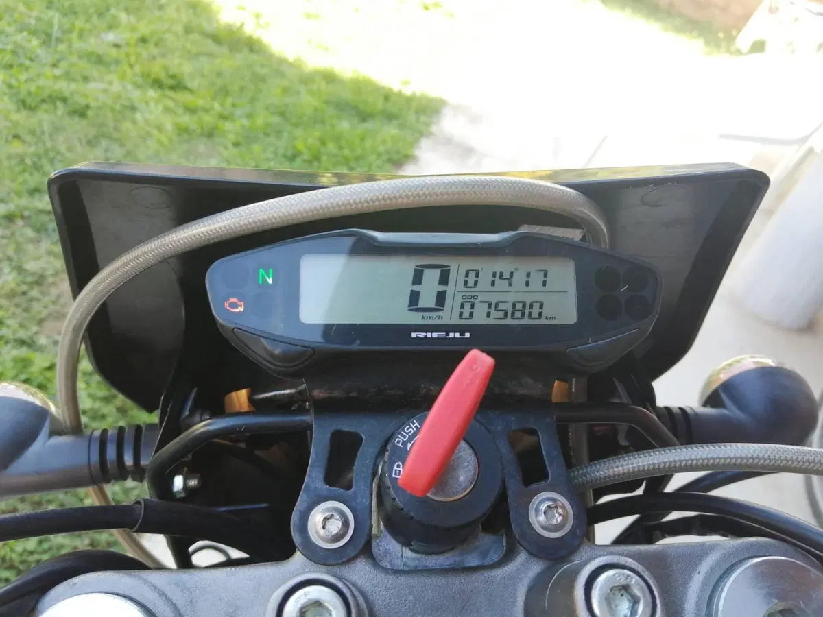 Rieju Marathon 125 LC (2021 - 23) (2)