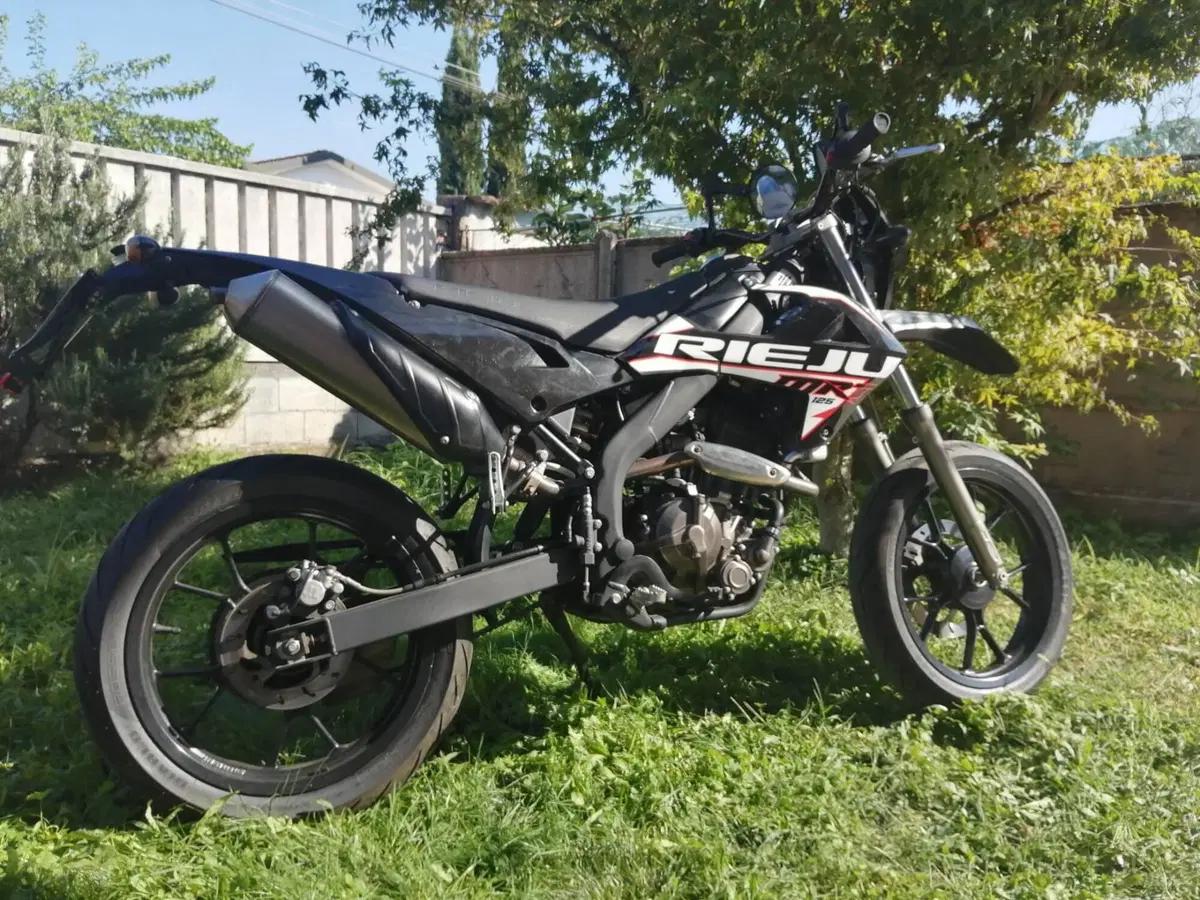 Rieju Marathon 125 LC (2021 - 23) (5)