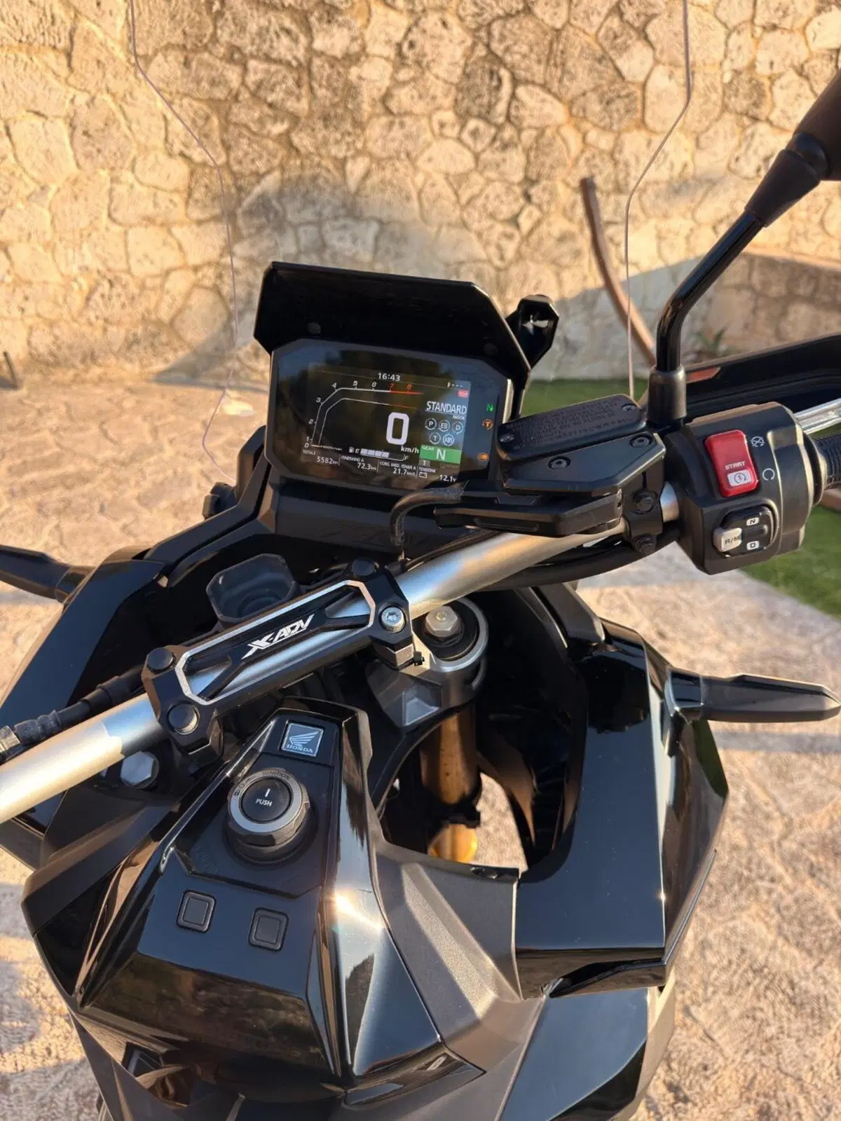 Honda X-ADV 750 DCT (2021 - 24) (3)