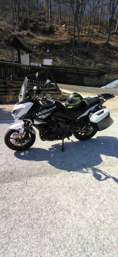 Kawasaki Versys 650 (2021 - 24) usata