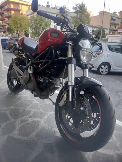 Ducati Monster 696 (2008 - 13) usata