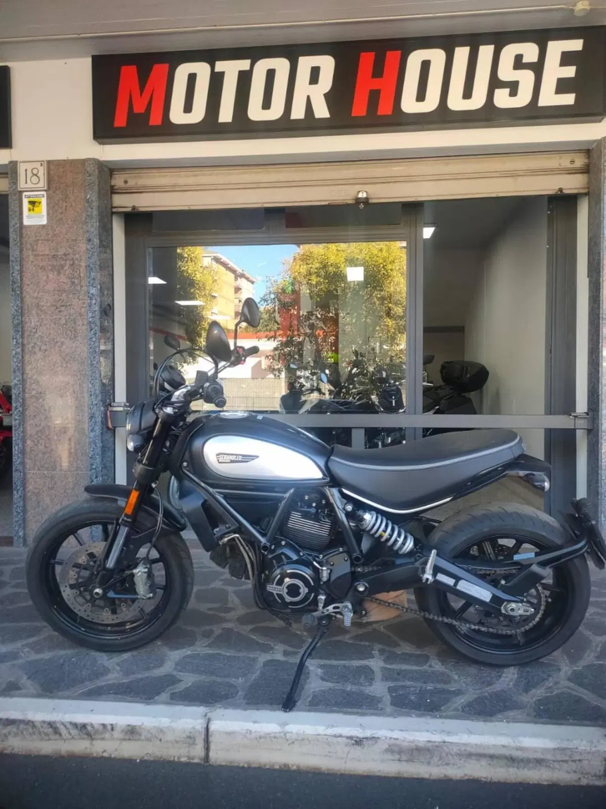 Ducati Scrambler 800 Desert Sled Fasthouse (2021 - 22) (2)