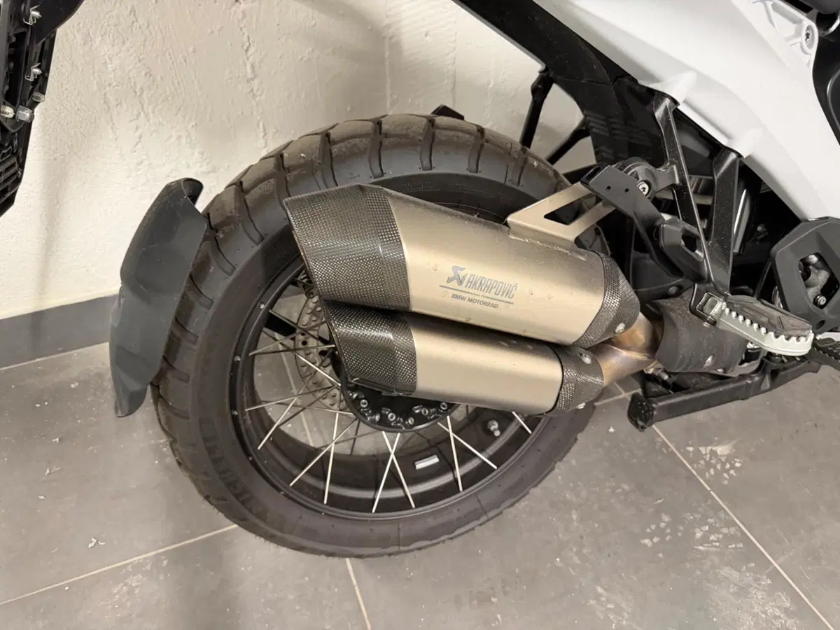 Bmw R 1300 GS Trophy (2023 - 26) (4)