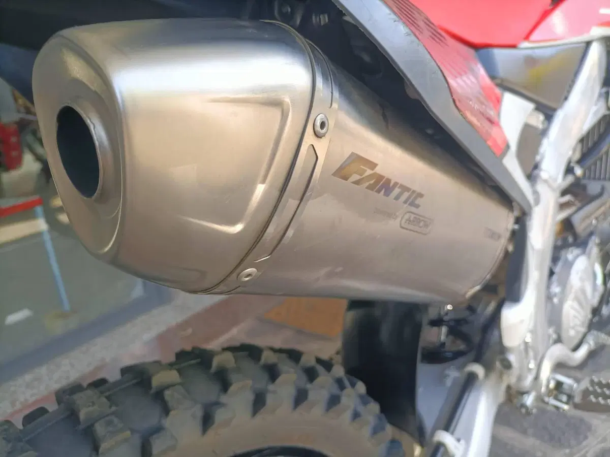 Fantic Motor XXF 250 4T Nils Edition (2025) (5)