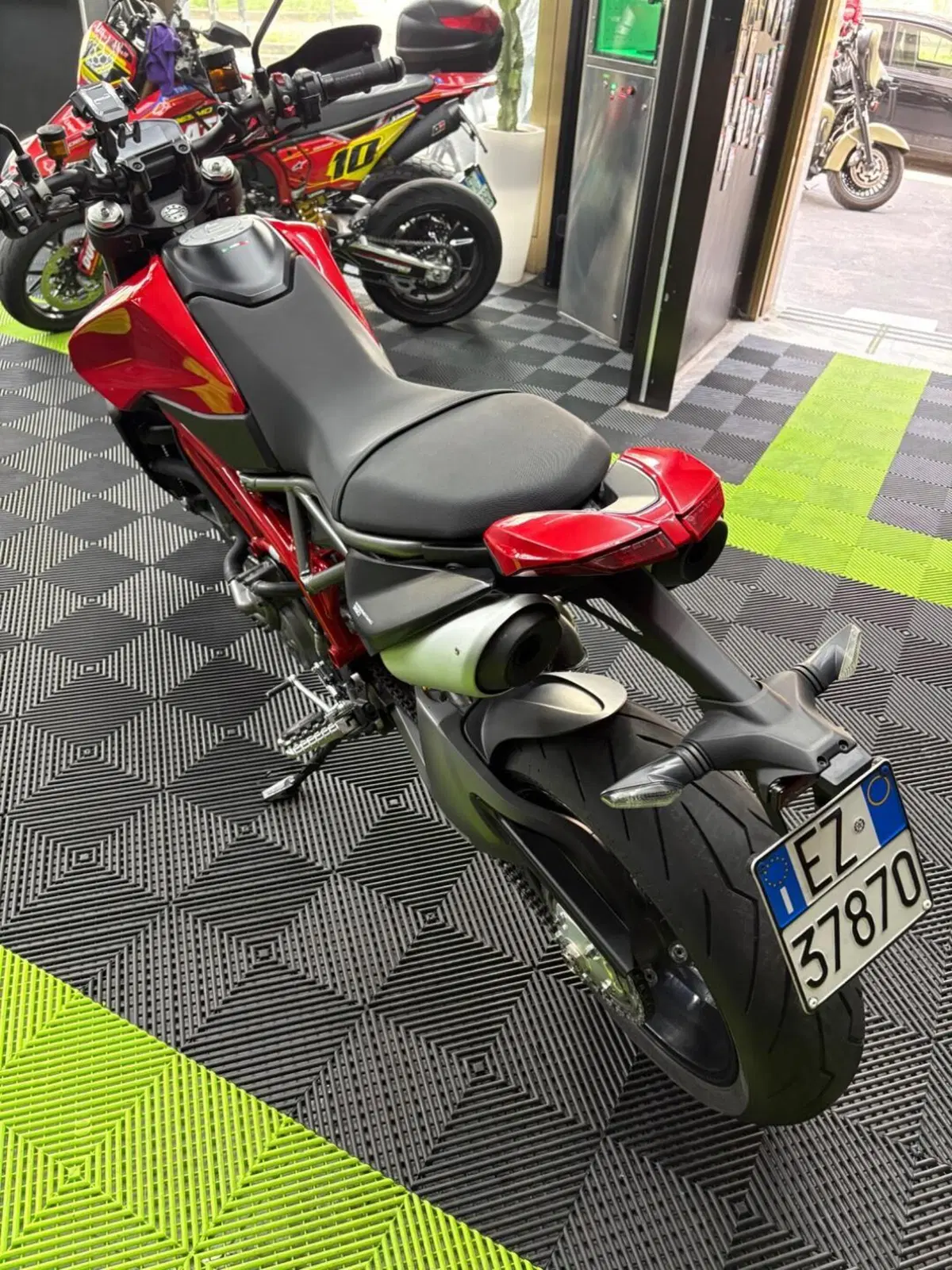 Ducati Hypermotard 950 (2022 - 25) (5)