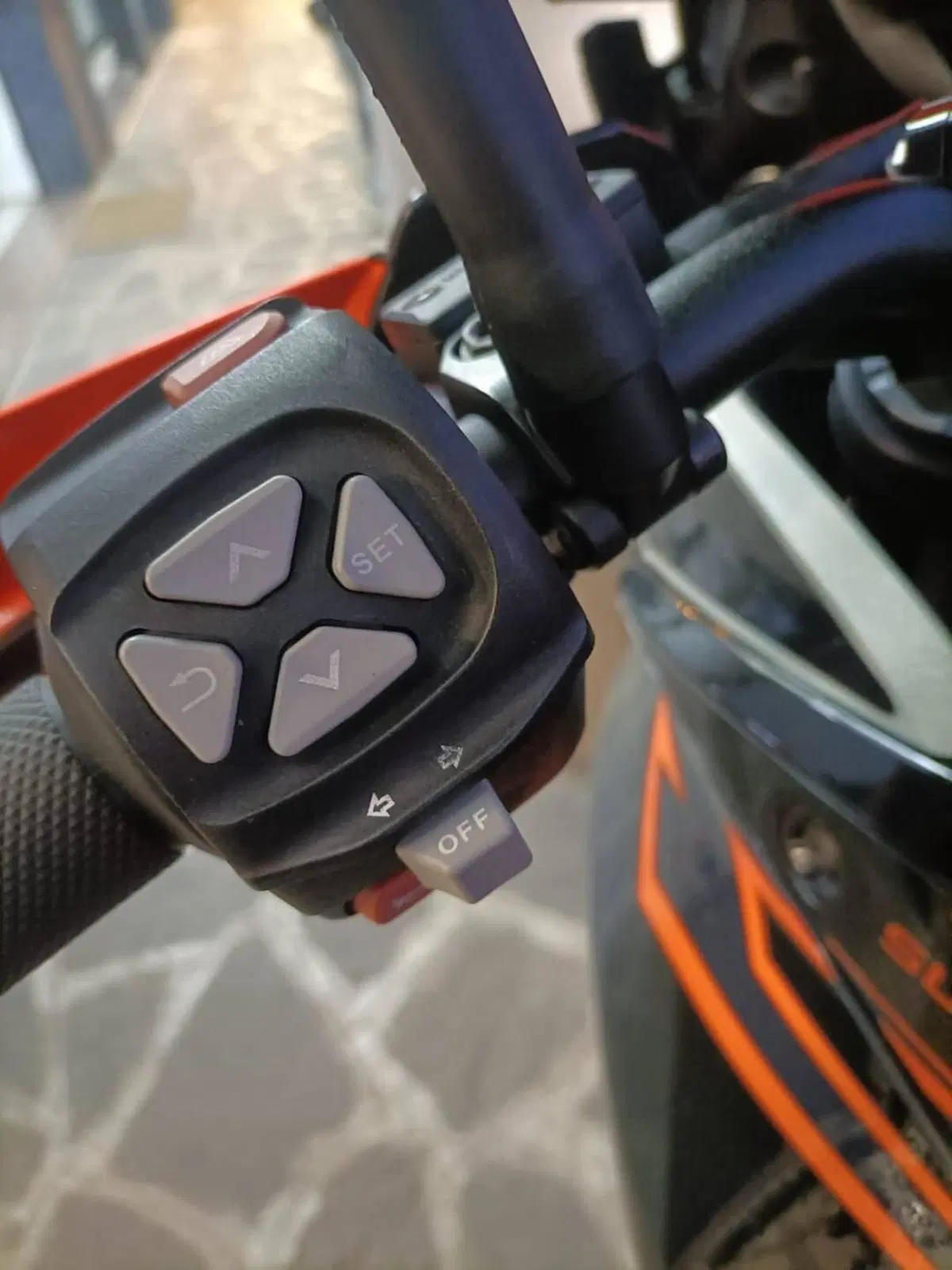 KTM 1050 Adventure (2015 - 16) (6)