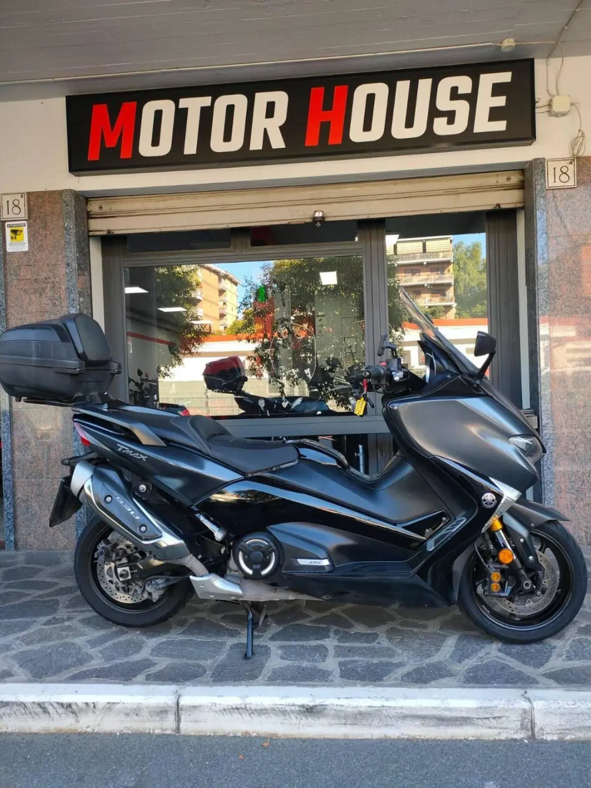 Yamaha T-Max 530 DX (2017 - 19) (5)
