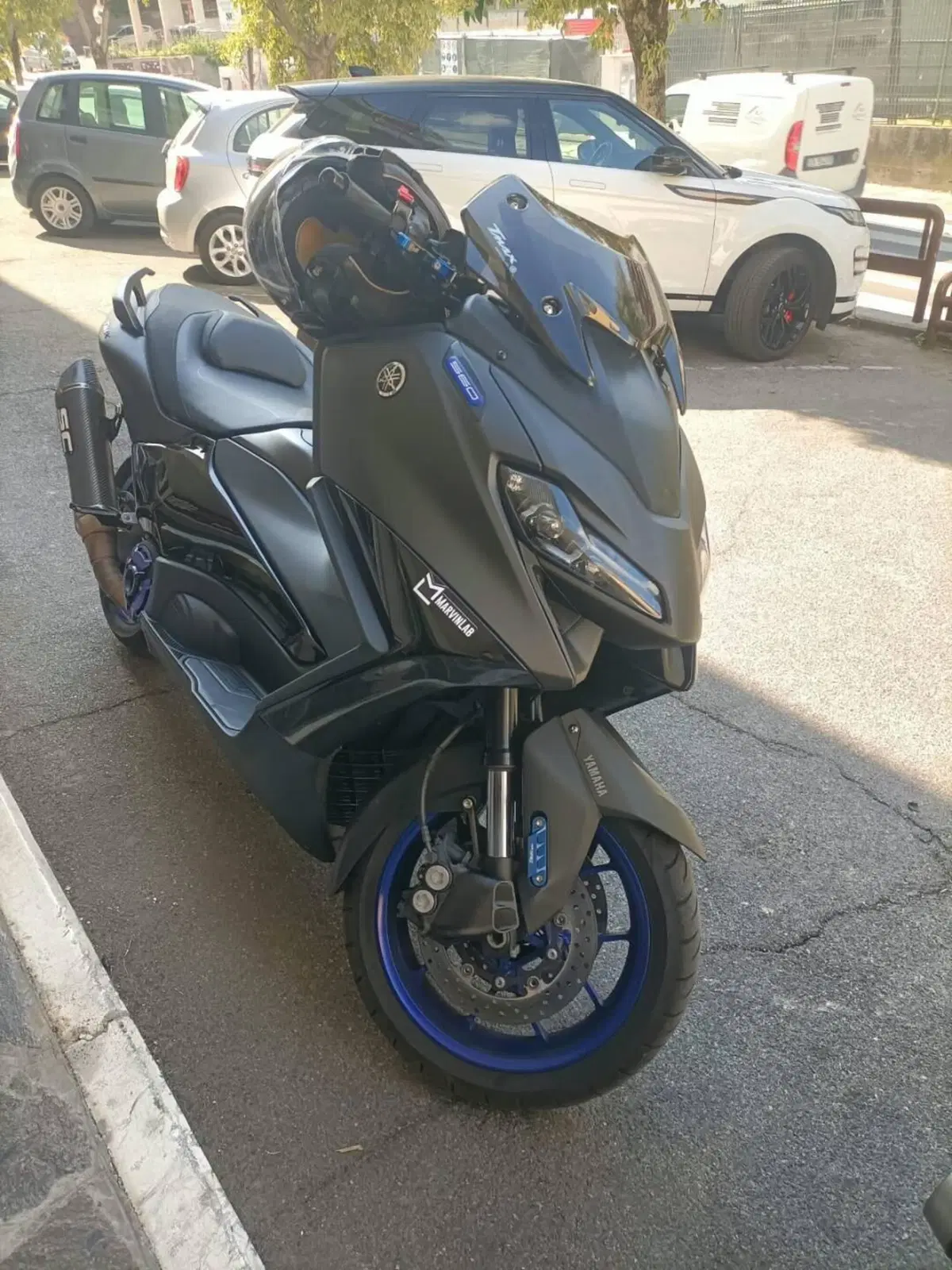 Yamaha T-Max 560 (2022 - 24) (3)