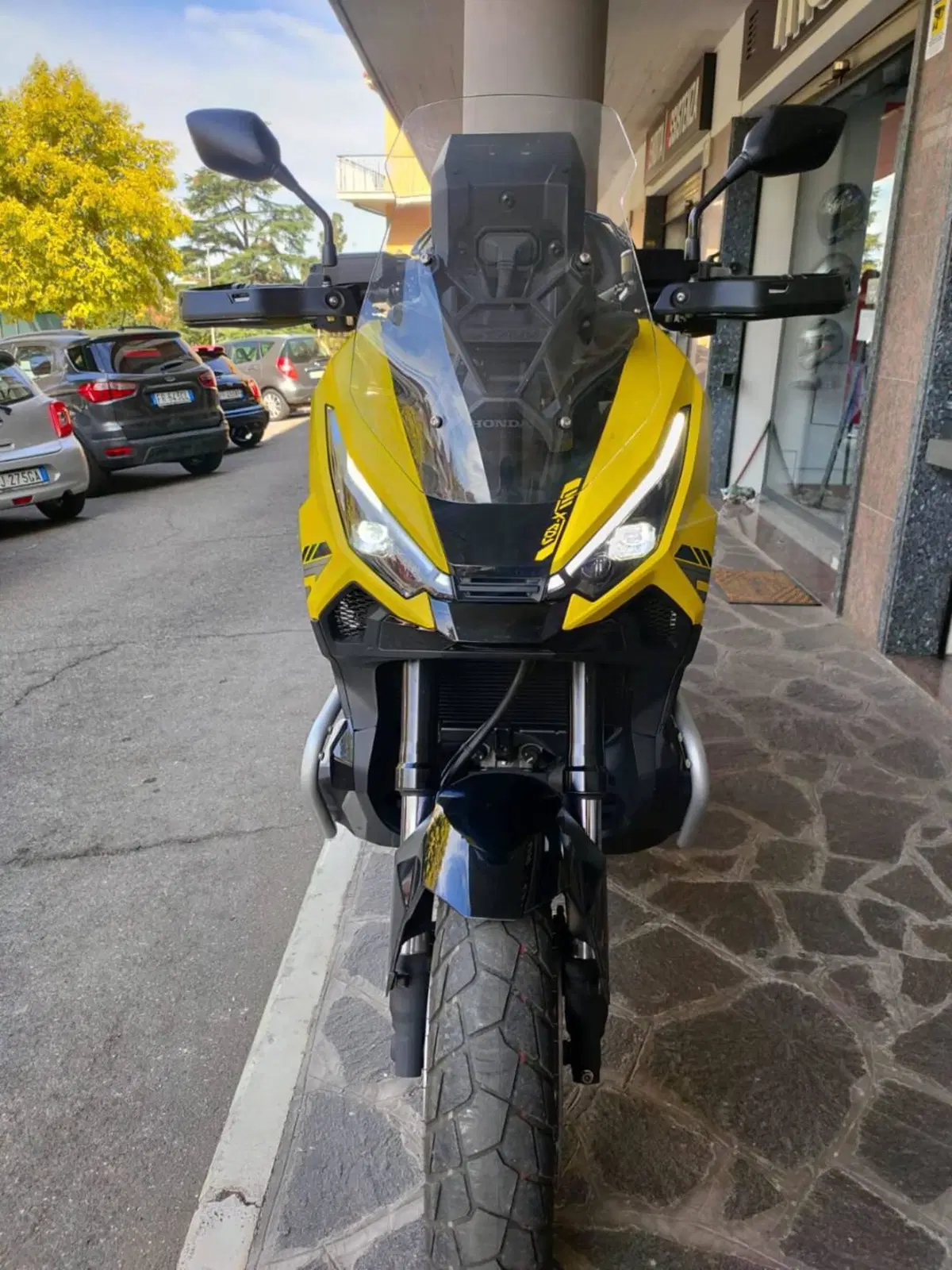 Honda X-ADV 750 Travel (2025 - 26) (3)