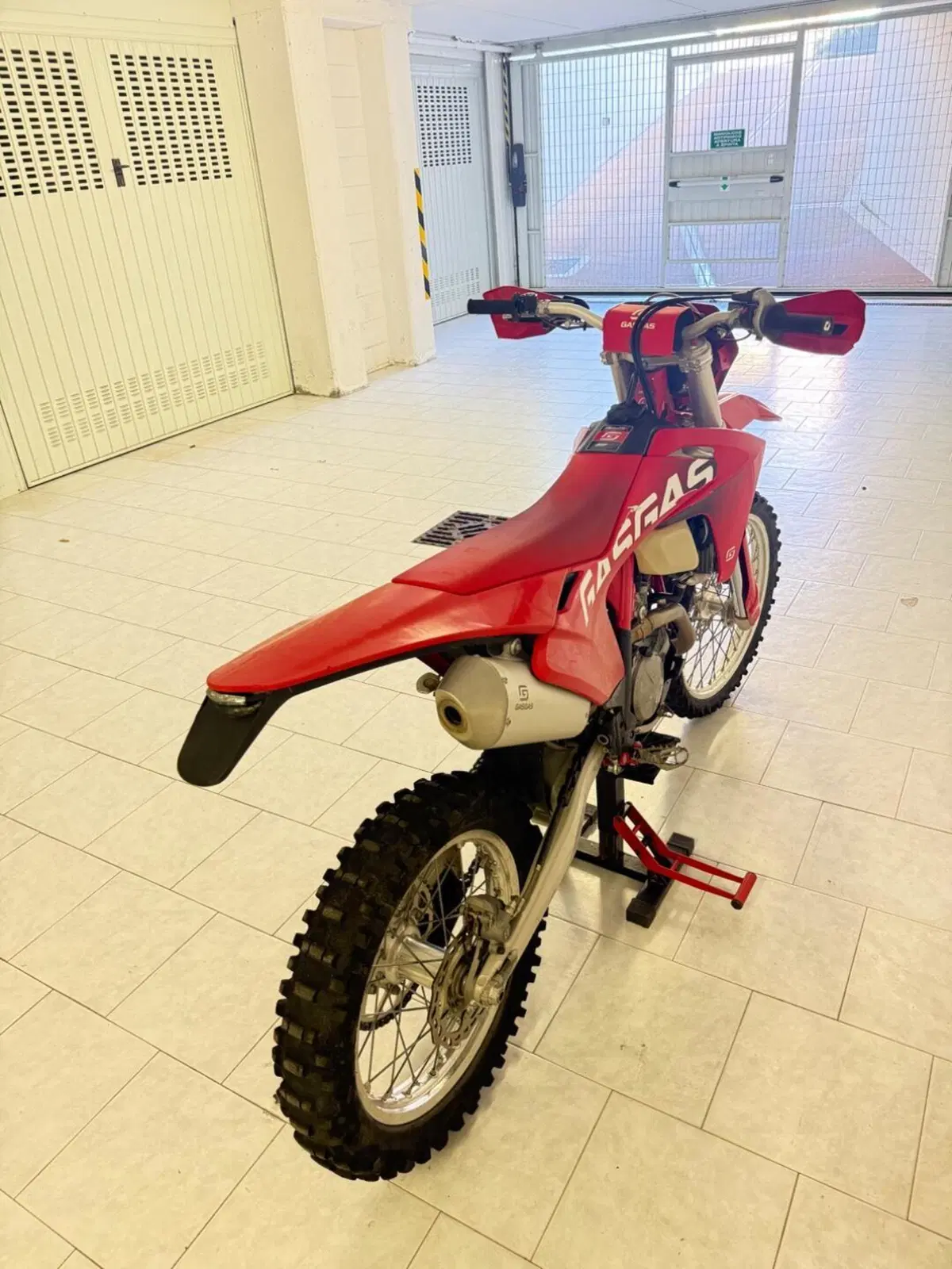 GASGAS EC 450 F (2025) (5)