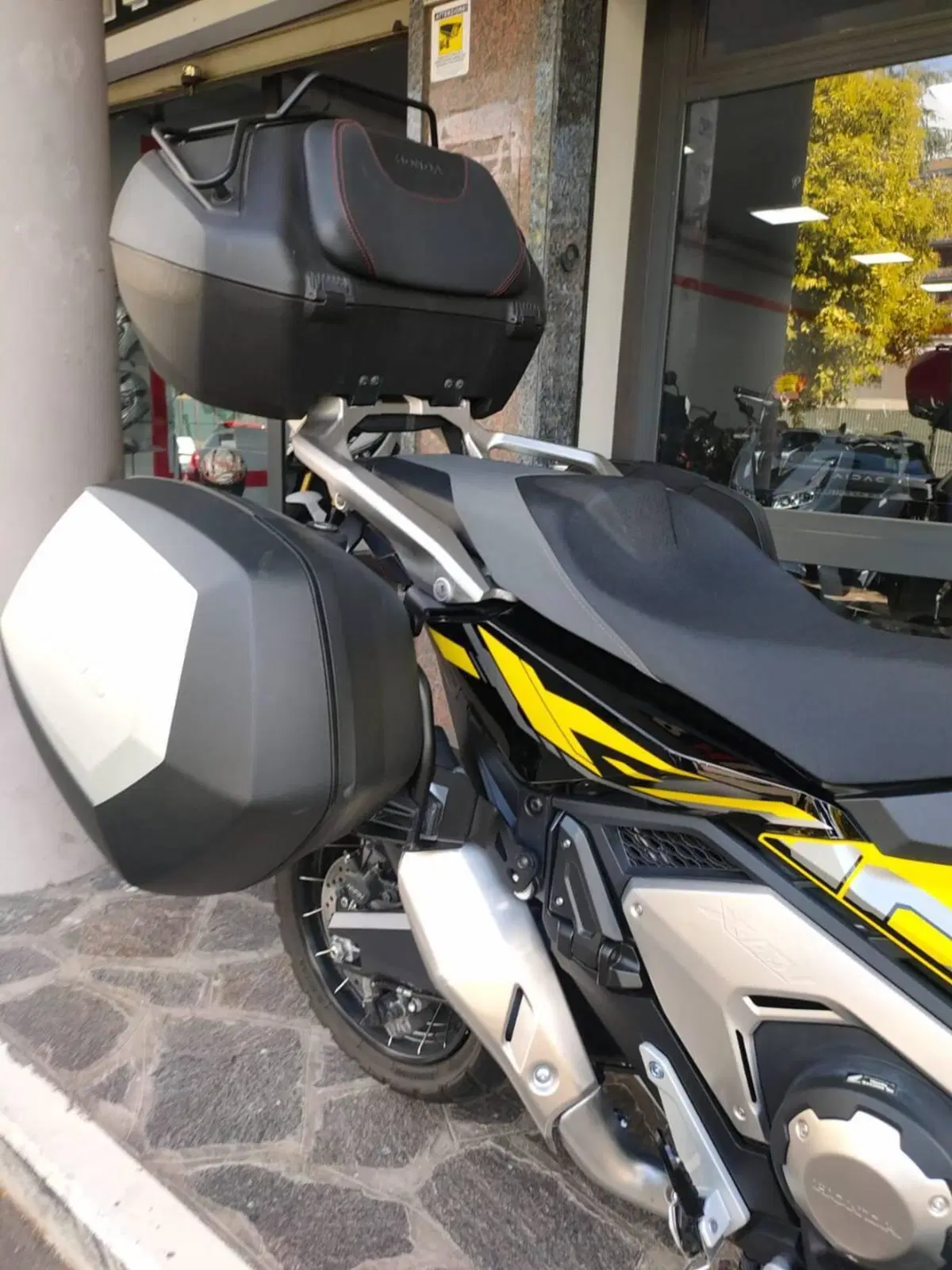 Honda X-ADV 750 Travel (2025 - 26) (6)