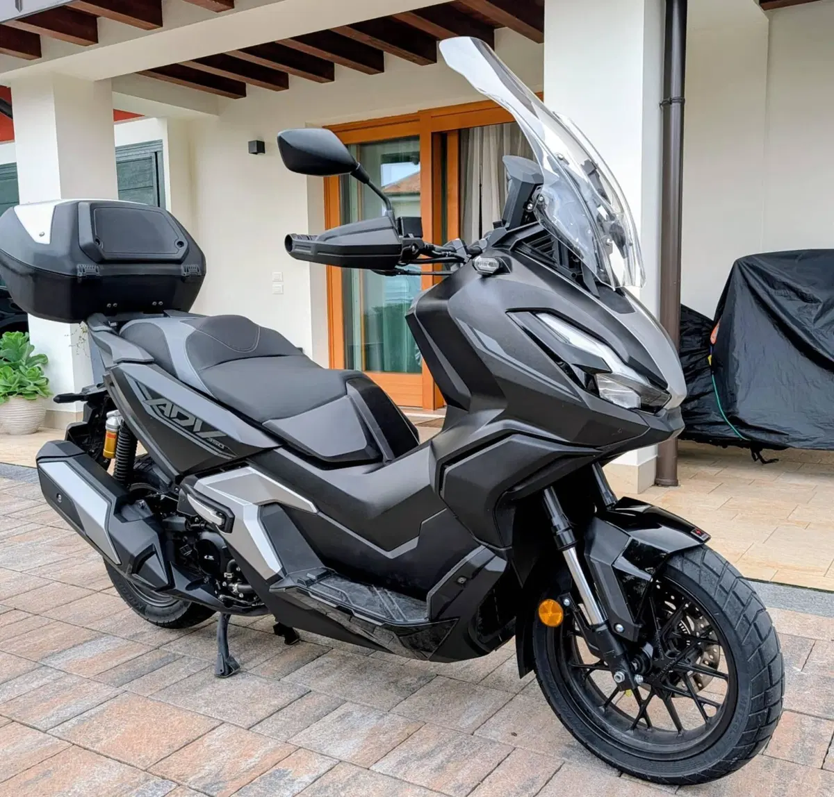 Honda ADV 350 Special Edition (2025 - 26)