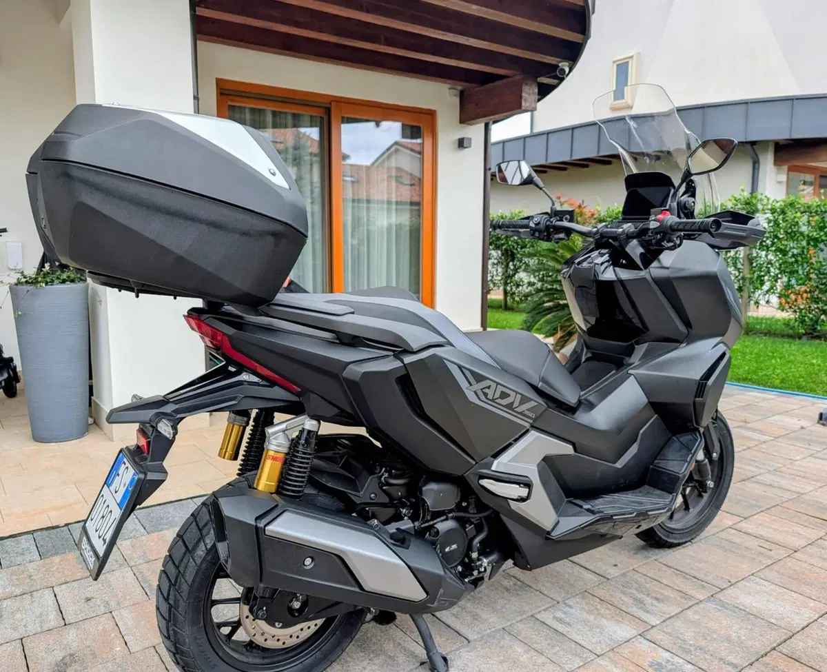Honda ADV 350 Special Edition (2025 - 26) (4)