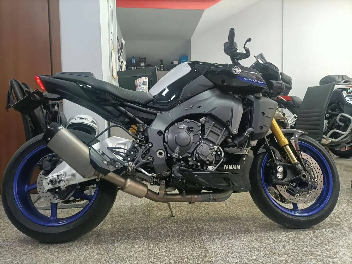 Yamaha MT-10 SP (2022 - 25) (3)