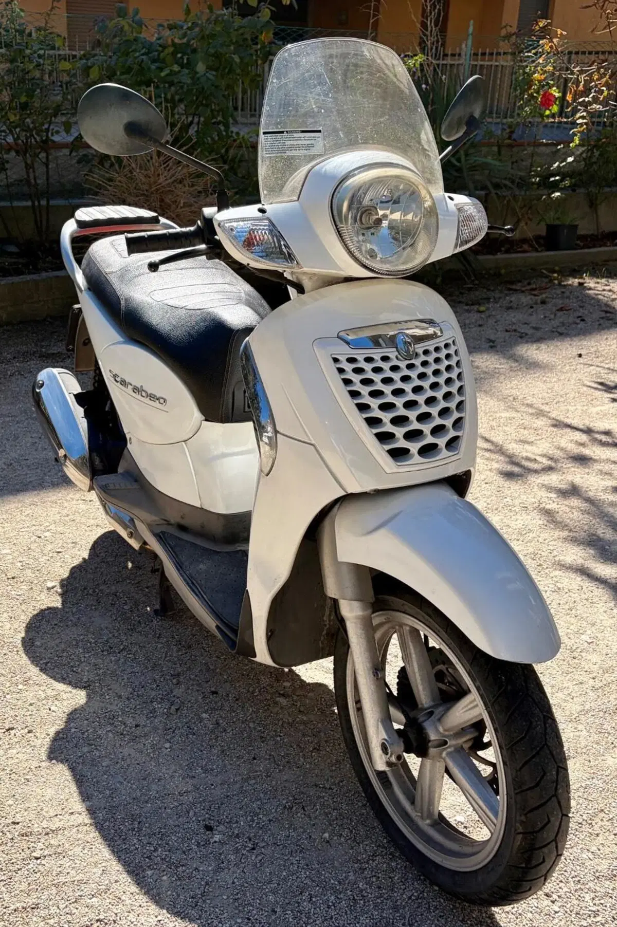 Aprilia Scarabeo 125 i.e. (2009 - 11)