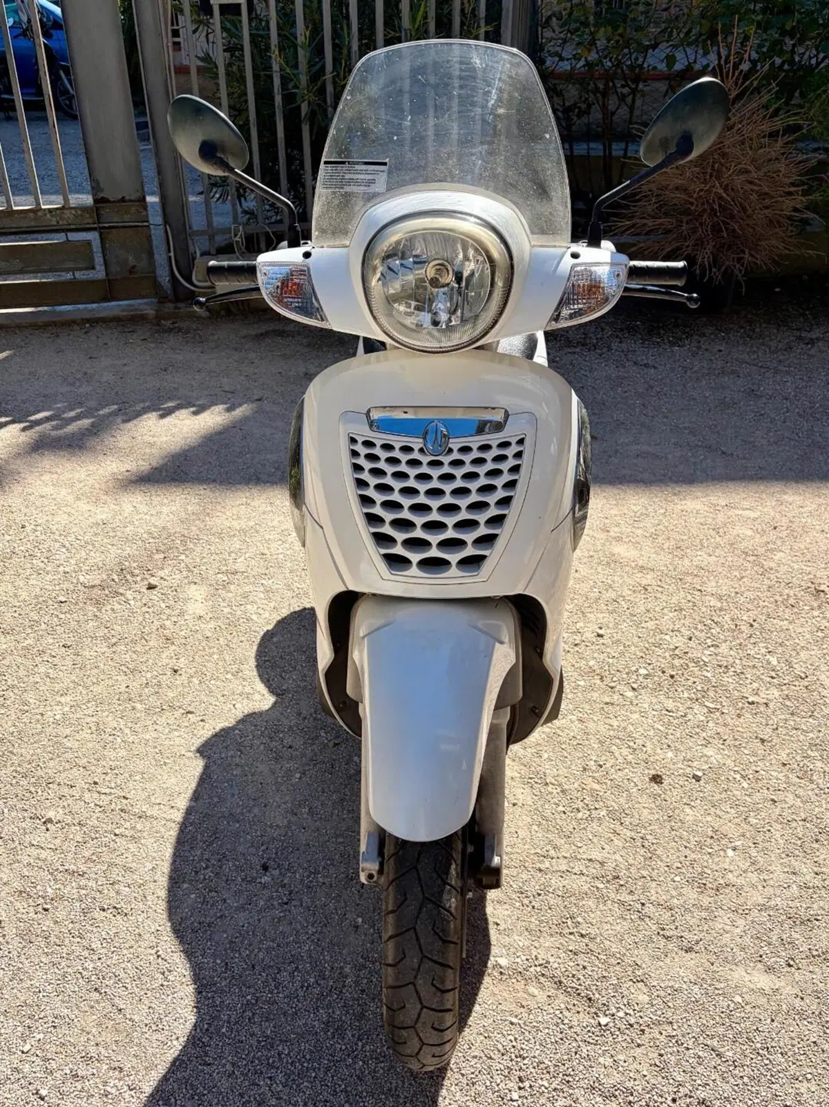 Aprilia Scarabeo 125 i.e. (2009 - 11) (3)