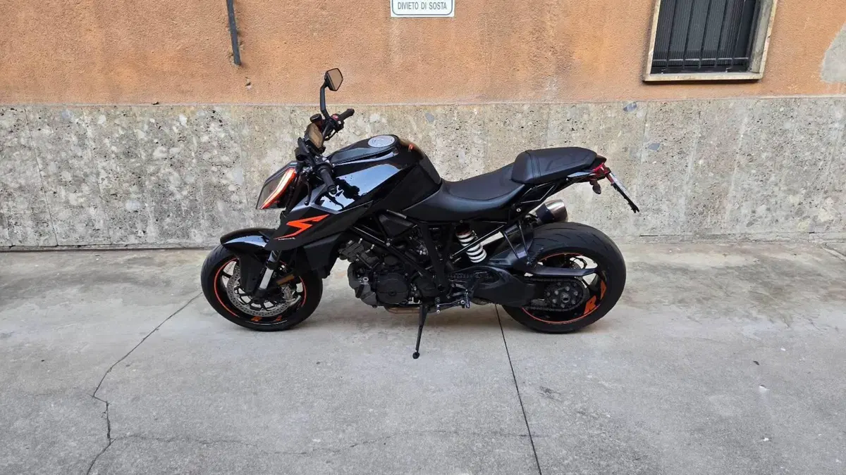 KTM 1290 Super Duke R ABS (2017 - 18) (4)