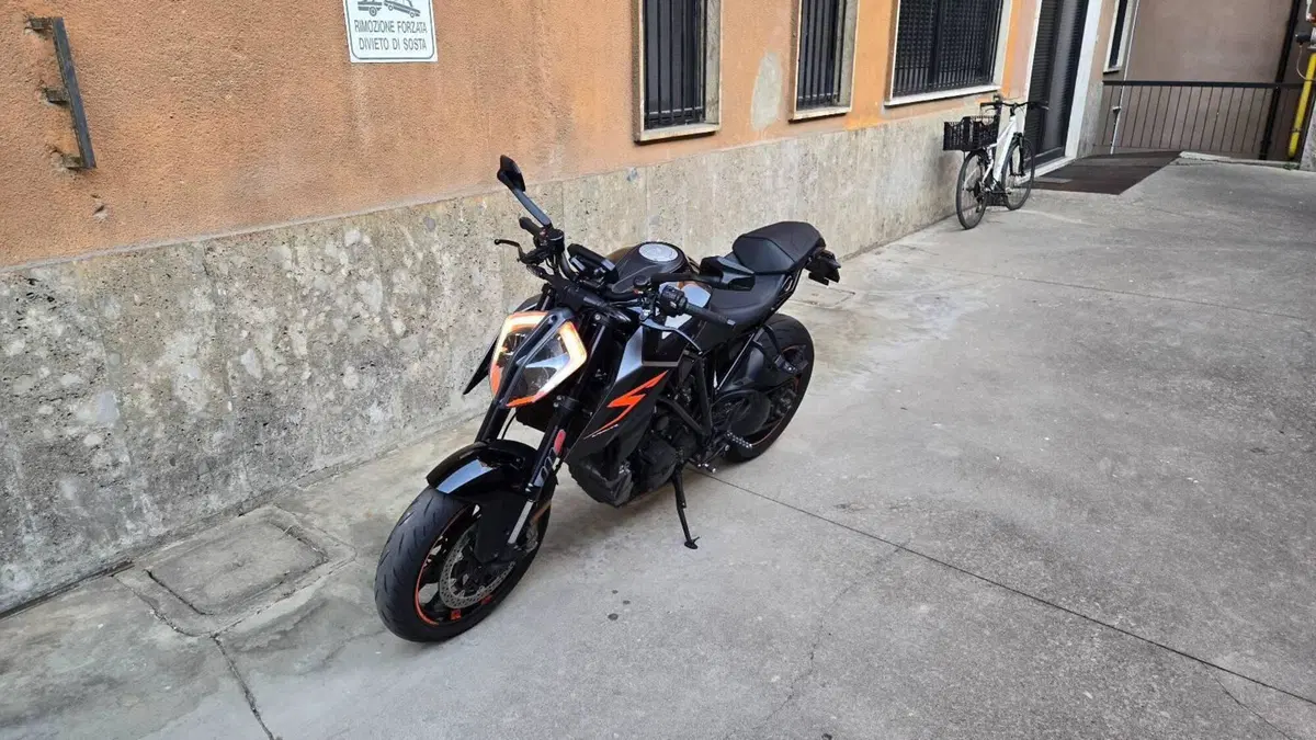 KTM 1290 Super Duke R ABS (2017 - 18) (6)
