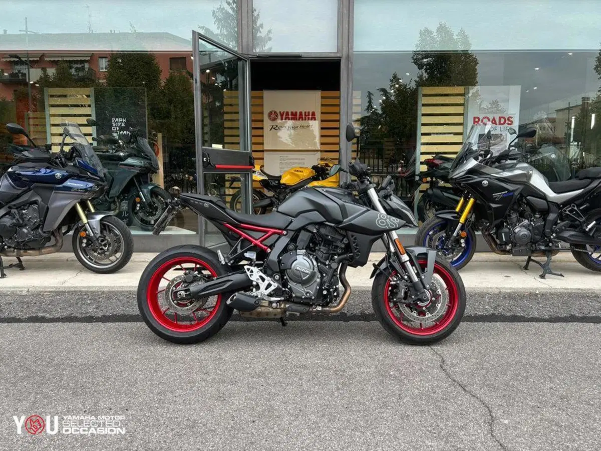 Suzuki GSX-8S (2025 - 26) (6)